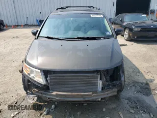 2013 Honda Odyssey Touring with VIN 5FNRL5H93DB017932, listed as a Copart auction lot 60112165 with 110,761 mi miles and Salvage title. Bid and sale history available at DreamBid. Image 5.
