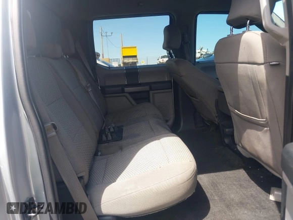 2015 Ford F-150 XLT with VIN 1FTEW1EG5FFA40936, listed as a IAAI auction lot 42011697 with 199,722 mi miles. Bid and sale history available at carsss.com. Image 8.