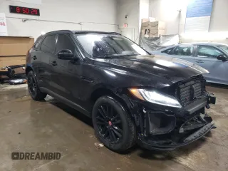 2018 Jaguar F-Pace 25t Prestige z VIN SADCK2FX5JA351381, wystawiony jako Copart lot #44355495 z przebiegiem 102 741 mil mil oraz Szkoda całkowita • Salvage title. Historia ofert i sprzedaży dostępna na DreamBid. Obrazek 4.