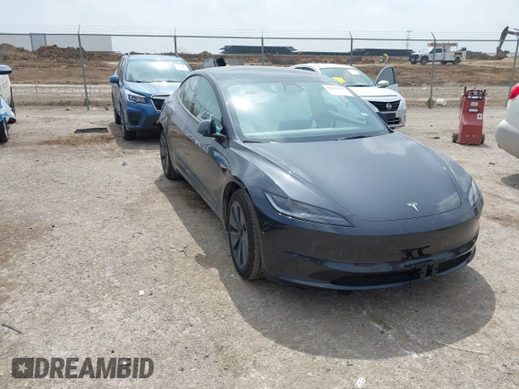 2024 Tesla Model 3 z VIN 5YJ3E1EA5RF870377, wystawiony jako IAAI lot #41933727 z przebiegiem 2 183 mil mil oraz . Historia ofert i sprzedaży dostępna na DreamBid. Obrazek 1.