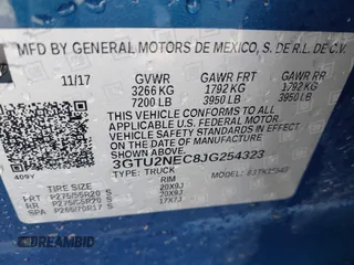 2018 GMC Sierra 1500 SLT z VIN 3GTU2NEC8JG254323, wystawiony jako IAAI lot #41772180 z przebiegiem 157 143 mil mil oraz . Historia ofert i sprzedaży dostępna na DreamBid. Obrazek 9.