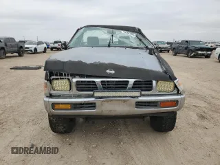 1995 Nissan Frontier XE with VIN 1N6SD11Y2SC308065, listed as a Copart auction lot 45282595 with 51,994 mi miles and Salvage title. Bid and sale history available at DreamBid. Image 5.