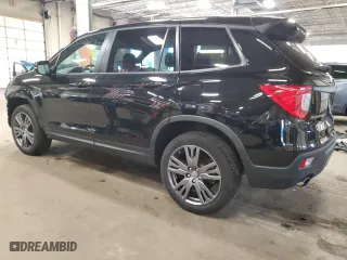 2021 Honda Passport EX-L with VIN 5FNYF8H58MB037157, listed as a Copart auction lot 58828074 with 25,890 mi miles and Salvage Title. Bid and sale history available at carsss.com. Image 2.