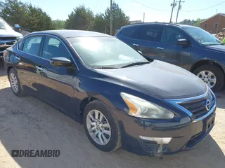2014 Nissan Altima SV with VIN 1N4AL3APXEC288369, listed as a IAAI auction lot 42053058 with 125,851 mi miles and . Bid and sale history available at DreamBid. Image 1.