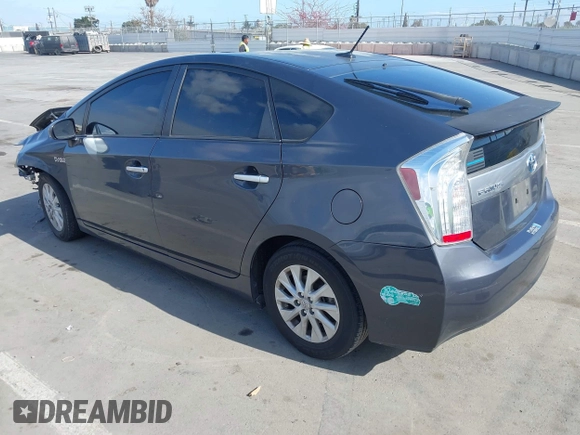 2014 Toyota Prius with VIN JTDKN3DPXE3054379, listed as a IAAI auction lot 42080665 with Not provided miles and . Bid and sale history available at DreamBid. Image 3.