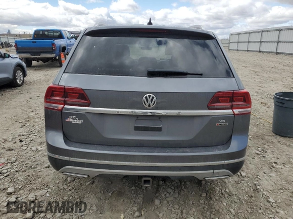 2018 Volkswagen Atlas 3.6L V6 SEL with VIN 1V2MR2CA2JC537460, listed as a Copart auction lot 52799365 with 147,059 mi miles and Non Repairable. Bid and sale history available at carsss.com. Image 6.