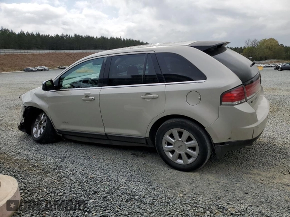 2007 Lincoln MKX z VIN 2LMDU68C07BJ35947, wystawiony jako Copart lot #51804485 z przebiegiem 182 536 mil mil oraz Szkoda całkowita • Salvage title. Historia ofert i sprzedaży dostępna na DreamBid. Obrazek 2.