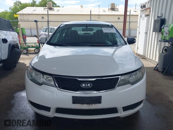 2011 Kia Forte EX with VIN KNAFU4A25B5345288, listed as a IAAI auction lot 41936975 with 232,090 mi miles. Bid and sale history available at carsss.com. Image 12.