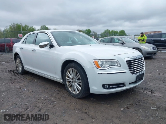 2014 Chrysler 300 C with VIN 2C3CCAKG5EH200996, listed as a IAAI auction lot 42201747 with 156,121 mi miles and . Bid and sale history available at carsss.com. Image 1.