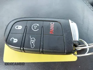 2017 Jeep Grand Cherokee Overland с VIN 1C4RJFCG6HC684823, выставлен на аукционе IAAI как лот 42435667 с пробегом 101 377 миль миль и . История ставок и продаж доступна на DreamBid. Изображение 11.