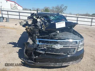 2016 Chevrolet Tahoe LT z VIN 1GNSKBKC9GR330707, wystawiony jako IAAI lot #41651940 z przebiegiem 176 536 mil mil oraz . Historia ofert i sprzedaży dostępna na DreamBid. Obrazek 10.