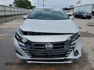 2025 Nissan Versa SV с VIN 3N1CN8EV1SL826950, выставлен на аукционе Copart как лот 60200755 с пробегом 5 757 миль миль и Чистый • Clean title. История ставок и продаж доступна на DreamBid. Изображение 5.