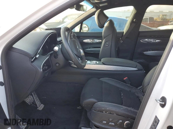 2024 Genesis GV70 Sport with VIN 5NMMCDTC1RH011009, listed as a Copart auction lot 77260974 with 1,672 mi miles and Non Repairable. Bid and sale history available at DreamBid. Image 7.