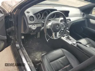 2012 Mercedes-Benz C 250 Sport z VIN WDDGF4HB4CR230804, wystawiony jako Copart lot #55478535 z przebiegiem 119 440 mil mil oraz Szkoda całkowita • Salvage title. Historia ofert i sprzedaży dostępna na DreamBid. Obrazek 8.