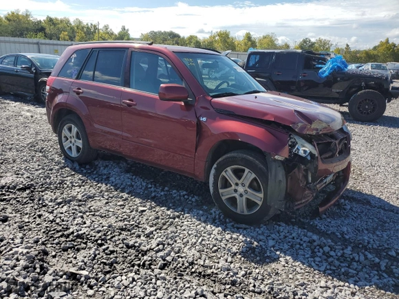 2007 Suzuki Grand Vitara Luxury with VIN JS3TE947874200932, listed as a Copart auction lot 72956984 with 223,421 mi miles and Salvage Title. Bid and sale history available at carsss.com. Image 4.