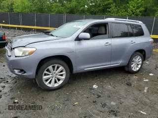 2009 Toyota Highlander z VIN JTEEW41A692032466, wystawiony jako Copart lot #56825715 z przebiegiem Nie podano mil oraz Szkoda całkowita • Salvage title. Historia ofert i sprzedaży dostępna na DreamBid. Obrazek 1.