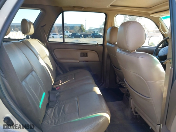 1997 Toyota 4Runner Limited with VIN JT3GN87RXV0054128, listed as a IAAI auction lot 41829774 with 246,061 mi miles. Bid and sale history available at carsss.com. Image 8.