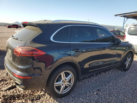 2016 Porsche Cayenne z VIN WP1AA2A27GLA08049, wystawiony jako Copart lot #87113884 z przebiegiem 125 603 mil mil oraz Szkoda całkowita • Salvage title. Historia ofert i sprzedaży dostępna na DreamBid. Obrazek 3.