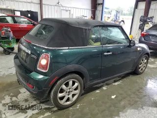 2010 MINI Convertible S z VIN WMWMS3C54ATY51980, wystawiony jako Copart lot #56589265 z przebiegiem 147 136 mil mil oraz Szkoda całkowita • Salvage title. Historia ofert i sprzedaży dostępna na DreamBid. Obrazek 3.