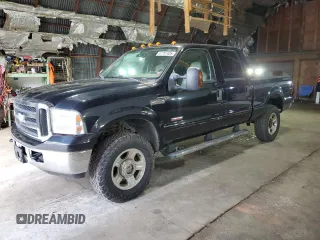 2005 Ford F-350 XL with VIN 1FTWW31P05EC99103, listed as a Copart auction lot 61751405 with 111,475 mi miles and Clean title. Bid and sale history available at DreamBid. Image 1.