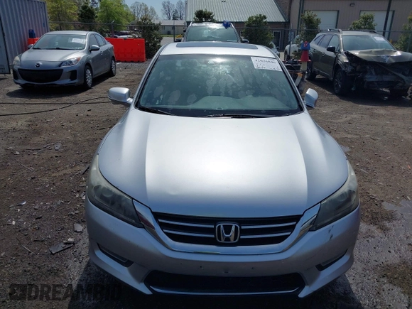 2013 Honda Accord Sdn EX-L with VIN 1HGCR2F8XDA013898, listed as a IAAI auction lot 42026046 with 165,679 mi miles. Bid and sale history available at carsss.com. Image 6.