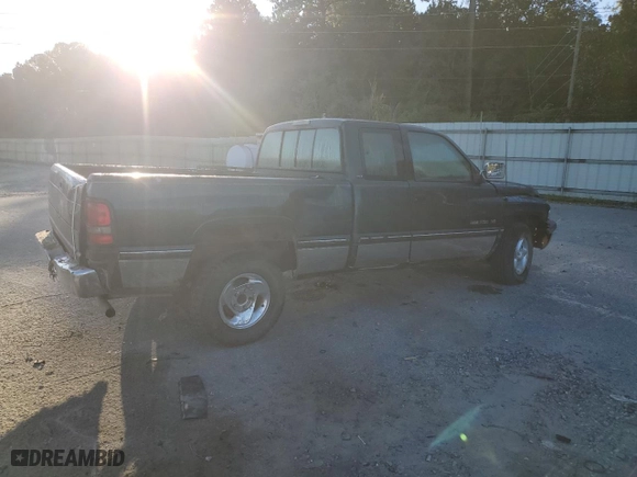 1996 Dodge Ram 1500 with VIN 3B7HC13Y3TG182715, listed as a Copart auction lot 75894364 with 195,503 mi miles and Salvage Title. Bid and sale history available at carsss.com. Image 3.