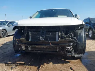 2023 Volkswagen Tiguan S z VIN 3VVRB7AX7PM076426, wystawiony jako IAAI lot #41453269 z przebiegiem 63 478 mil mil oraz . Historia ofert i sprzedaży dostępna na DreamBid. Obrazek 13.