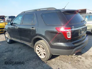 2015 Ford Explorer z VIN 1FM5K8B83FGB16726, wystawiony jako IAAI lot #42148387 z przebiegiem 155 696 mil mil oraz . Historia ofert i sprzedaży dostępna na DreamBid. Obrazek 3.