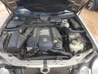 1999 Mercedes-Benz E-Class with VIN WDBJF65HXXA891437, listed as a Copart auction lot 73278334 with 197,159 mi miles and Salvage Title. Bid and sale history available at carsss.com. Image 13.