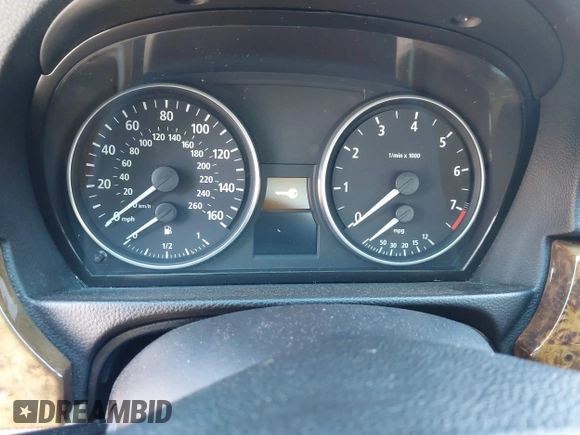 2006 BMW 3 Series 325xi with VIN WBAVD13546KV03001, listed as a IAAI auction lot 42392670 with Not provided miles and . Bid and sale history available at DreamBid. Image 7.