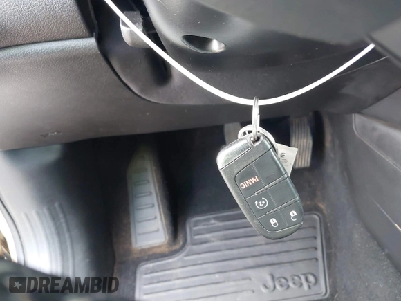 2017 Jeep Renegade Trailhawk with VIN ZACCJBCB5HPF70617, listed as a IAAI auction lot 42516113 with 66,187 mi miles and . Bid and sale history available at DreamBid. Image 11.