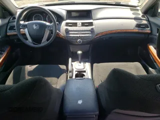 2011 Honda Accord EX with VIN 1HGCP2F77BA017840, listed as a Copart auction lot 62904745 with 121,104 mi miles and Salvage title. Bid and sale history available at DreamBid. Image 8.