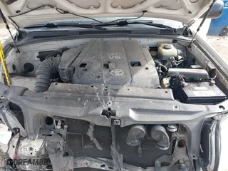 2003 Toyota 4Runner SR5 with VIN JTEZU14RX30015034, listed as a IAAI auction lot 41568724 with 194,647 mi miles. Bid and sale history available at carsss.com. Image 10.