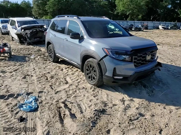 2022 Honda Passport TrailSport with VIN 5FNYF8H64NB028322, listed as a Copart auction lot 69825794 with 18,418 mi miles and Salvage Title. Bid and sale history available at carsss.com. Image 11.
