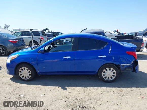 2015 Nissan Versa SV with VIN 3N1CN7AP4FL951822, listed as a IAAI auction lot 41842071 with 202,107 mi miles. Bid and sale history available at carsss.com. Image 13.