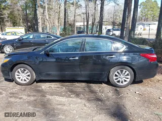 2017 Nissan Altima 2.5 SR with VIN 1N4AL3AP7HC236587, listed as a IAAI auction lot 41591452 with 101,429 mi miles. Bid and sale history available at carsss.com. Image 15.