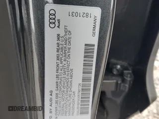 2024 Audi RS e-tron GT z VIN WAUBHBFWXR7901726, wystawiony jako Copart lot #47284335 z przebiegiem 5068 mil mil oraz Szkody całkowita. Historia ofert i sprzedaży dostępna na DreamBid. Obrazek 12.