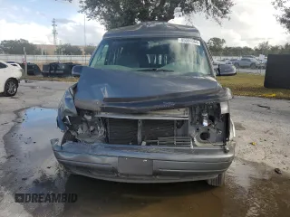 2000 Chevrolet Astro Cargo Van w/YF7 with VIN 1GBDM19W6YB176154, listed as a Copart auction lot 85086064 with 139,685 mi miles and Salvage Title. Bid and sale history available at carsss.com. Image 5.