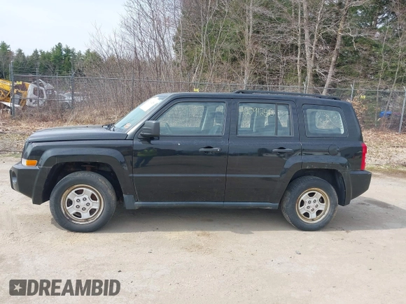 2008 Jeep Patriot Sport with VIN 1J8FF28W78D728568, listed as a IAAI auction lot 42091256 with 166,876 mi miles. Bid and sale history available at carsss.com. Image 12.