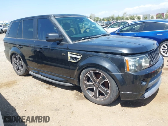 2013 Land Rover Range Rover Sport HSE with VIN SALSF2D42DA767700, listed as a IAAI auction lot 42225262 with 101,042 mi miles and . Bid and sale history available at DreamBid. Image 1.