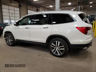 2017 Honda Pilot Elite with VIN 5FNYF6H05HB042234, listed as a Copart auction lot 51813235 with 124,950 mi miles and Salvage Title. Bid and sale history available at DreamBid. Image 2.