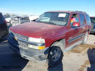 2001 Chevrolet Tahoe LS with VIN 1GNEK13T01R193508, listed as a IAAI auction lot 41575731 with 295,629 mi miles. Bid and sale history available at carsss.com. Image 2.