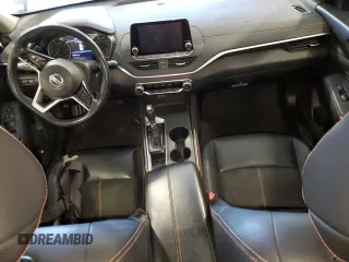 2019 Nissan Altima SR with VIN 1N4BL4CV0KC207218, listed as a Copart auction lot 49117405 with 109,191 mi miles and Salvage Title. Bid and sale history available at DreamBid. Image 8.