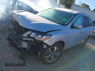 2019 Nissan Pathfinder SL with VIN 5N1DR2MN5KC620431, listed as a IAAI auction lot 40626326 with 84,711 mi miles and . Bid and sale history available at DreamBid. Image 2.