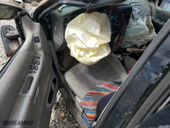 2001 Ford Explorer XLT with VIN 1FMZU73E21ZA62780, listed as a Copart auction lot 48126875 with 0 mi miles and Salvage Title. Bid and sale history available at carsss.com. Image 8.