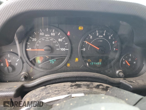 2008 Jeep Wrangler X с VIN 1J4FA24148L526285, выставлен на аукционе Copart как лот 56312705 с пробегом 137 489 миль миль и Списание • Salvage title. История ставок и продаж доступна на DreamBid. Изображение 9.