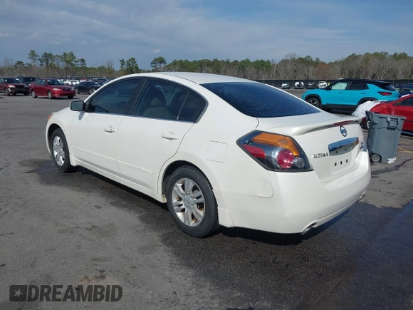 2012 Nissan Altima 2.5 S with VIN 1N4AL2AP7CN428292, listed as a IAAI auction lot 41618341 with 230,251 mi miles. Bid and sale history available at carsss.com. Image 3.