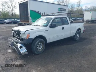 2014 Ford F-150 XL with VIN 1FTFX1CF8EFA94564, listed as a IAAI auction lot 40656243 with 184,667 mi miles. Bid and sale history available at carsss.com. Image 17.