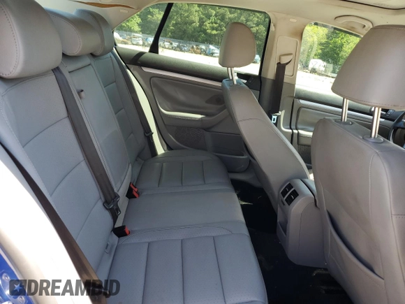 2008 Volkswagen Jetta SE with VIN 3VWRM71K68M198464, listed as a Copart auction lot 56947575 with 135,970 mi miles and Salvage title. Bid and sale history available at DreamBid. Image 10.