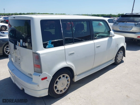 2006 Scion xB with VIN JTLKT324464115742, listed as a IAAI auction lot 42017397 with 203,140 mi miles. Bid and sale history available at carsss.com. Image 4.